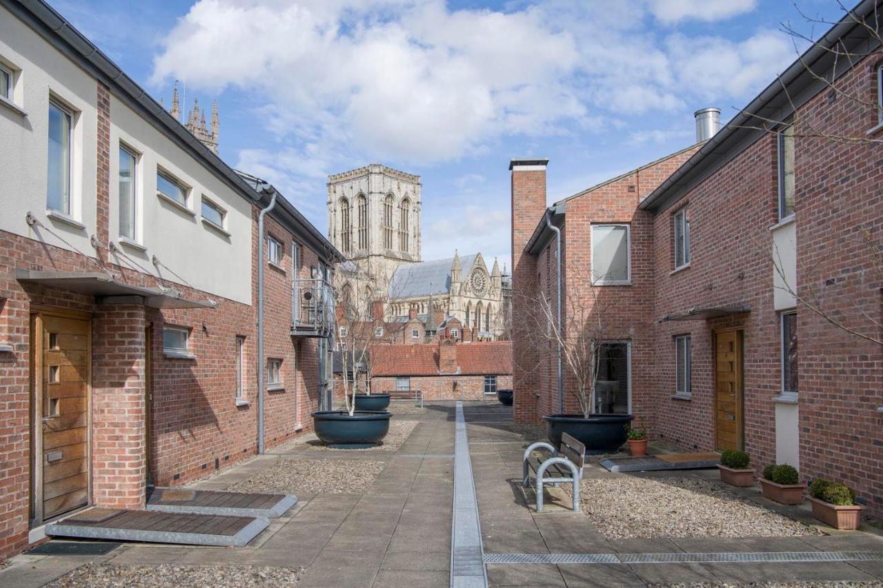 St Helen'S House With Minster Views Apartment ยอร์ค ภายนอก รูปภาพ
